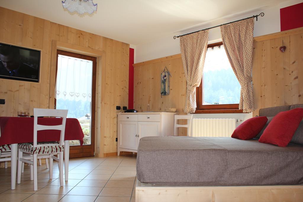 Casa Sofia Villa Valdisotto Szoba fotó